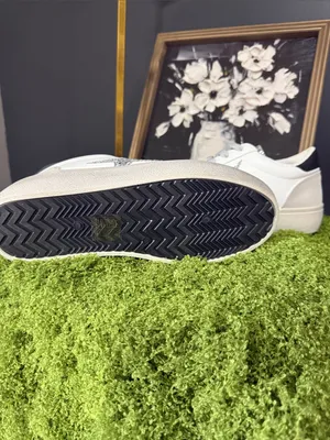 White Sneakers with Silver Glitter Star Accent Size 9 thumbnail 3