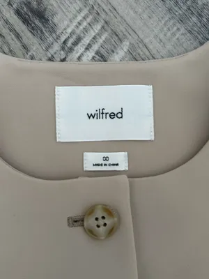 aritzia wilfred cropped vest  thumbnail 3