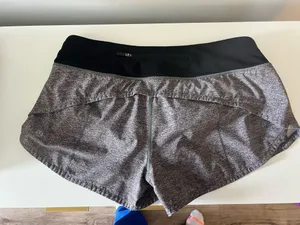 Lululemon Hotty Hot 2.5" Low-Rise Shorts thumbnail 2