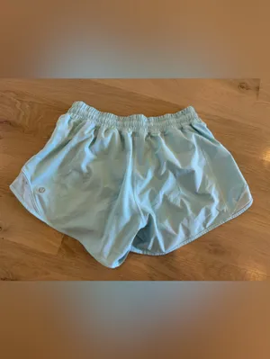 Lululemon Hotty Hot Short II Long 4" blue glow size 6 thumbnail 11