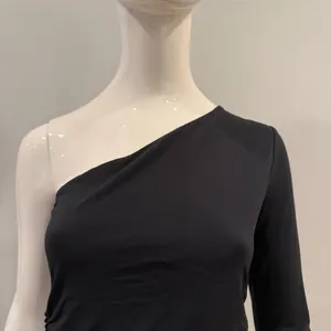 Abercrombie Long-Sleeve Slinky Jersey Asymmetrical Ruched Top - Black thumbnail 4