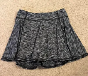 grey tennis skirt thumbnail 1