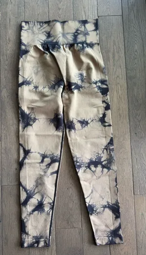Women’s Tie-Dye Leggings in Tan and Black thumbnail 1