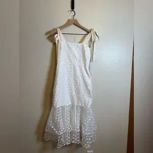 Lovers +‎ Friends Day Keeper midi dress in white with polka dot thumbnail 3