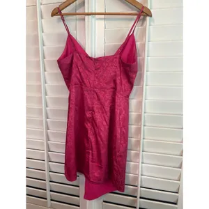 Lulu's Pink‎ Dress Size Medium thumbnail 2