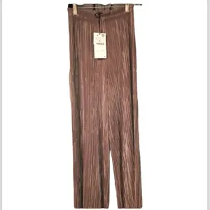 ✨ Zara Wide Leg Wrinkle Effect Pants✨ thumbnail 2