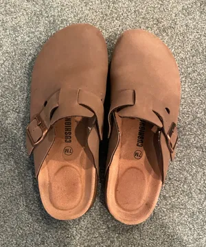 Cushionaire Clogs thumbnail 1