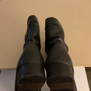 Frye women Black Leather moto Cara Roper boots size 6.5 thumbnail 3