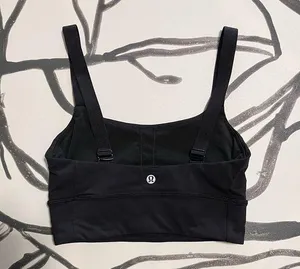 LULULEMON Both Ways Black Sports Bra Women’s Sz 4 Excellent Condition thumbnail 1