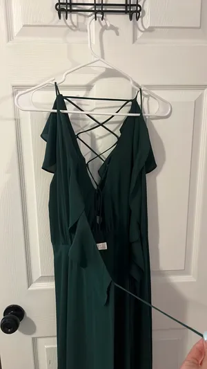WAYF Emerald green bridesmaid dress thumbnail 3