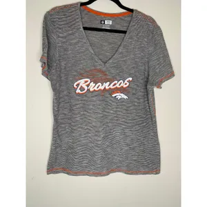 Denver Broncos Gray V Neck T shirt NFL Team Apparel Sz XXL thumbnail 5