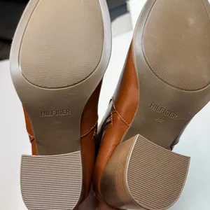 Tommy Hilfiger Women's Ursy Tall Block Heel Boots- Size 9.5 thumbnail 11