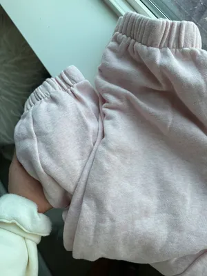 Brandy Melville Rare  Rosa Sweatpants thumbnail 2