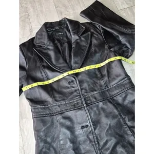 Black Leather Button thumbnail 6