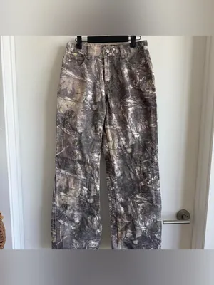superdown - revolve camo jeans thumbnail 3