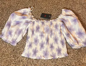 Levi's‎ Smocked Off Shoulder Top Puff Sleeve Blouse Lavender Floral L thumbnail 1