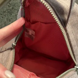 Herschel Classic Mini Backpack in Pink thumbnail 6