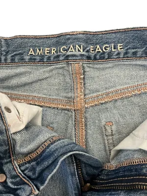 American Eagle Relaxed Mom Jeans Light Wash Size 2 Ripped thumbnail 6
