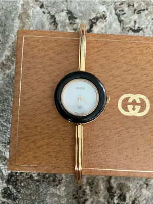 BEAUTIFUL GUCCI bangle watch set 🔥🔥🔥 thumbnail 6