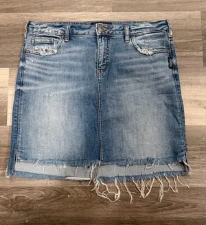 Silver Jeans Co Women's Blue Denim Skirt Francy Casual Frayed Hem Distressed W8 thumbnail 1