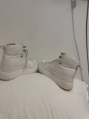 White Platform High Top Sneakers Women's Size 5 / US 5 (EU 35) Chunky Goth Punk Boots thumbnail 2