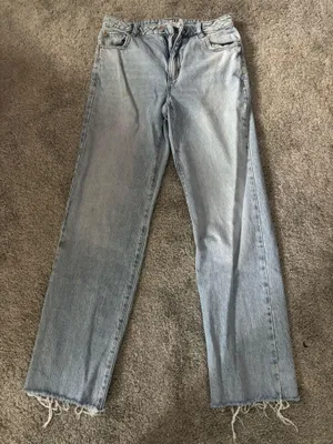 Garage Straight-Leg Jeans thumbnail 1