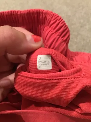 Lululemon Shorts Hotty Hot 4" High-Rise thumbnail 2