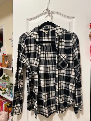 Forever 21 Black And White flannel thumbnail 3