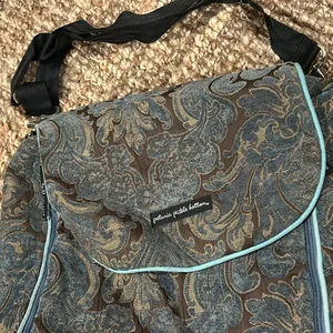 Petunia Pickle Bottom Baby Chic Convertable Diaper Bag Green thumbnail 3