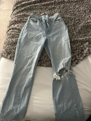 Abercrombie The 90s straight ultra high rise jeans thumbnail 1