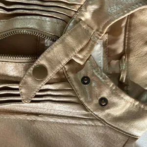 Frida G Faux Leather Jacket With Pleated‎ Front 2 Front Pockets M Gold thumbnail 10