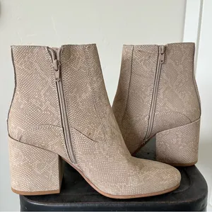 Lucky Brand Beige Booties thumbnail 6