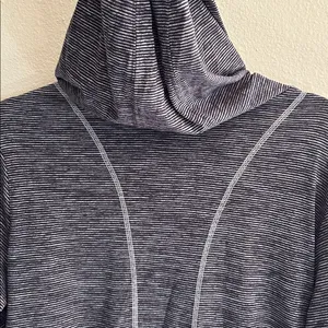 Columbia golf women’s Omni wick sky, full zip hooded outdoor top striped XL thumbnail 6