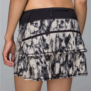 Lululemon Run Pace Setter Skirt Granite Black Mojave Tan Size 4 Tall thumbnail 2