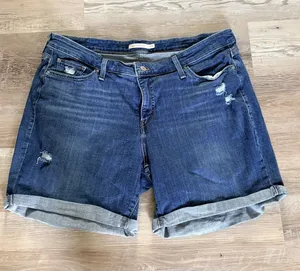 Levi’s Women’s Mid-Length Distressed Denim Shorts 18w thumbnail 1