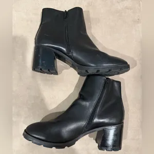 Korks Black Zipper‎ Women's Ankle Boots Size 8 thumbnail 4