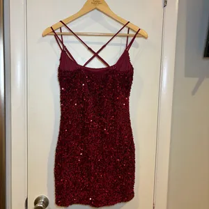 Lucy in the Sky Strappy Sequin Mini Bodycon Dress. Size: Medium. Burgundy. thumbnail 5