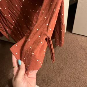 Loft woman’s top thumbnail 2