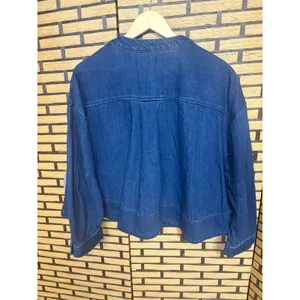 Scoop Denim Cropped Button Down‎ SIze Medium Blue thumbnail 2
