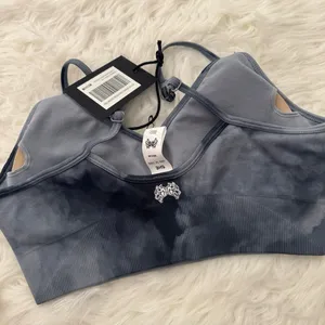 Darc Sport Wolves Pyramid Everson Seamless Sports Bra Blue Big Ghost Clouds Med thumbnail 6