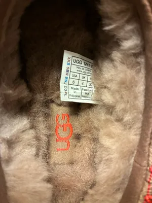 UGG Tasman II Slippers in Sand/Dark Cherry thumbnail 11