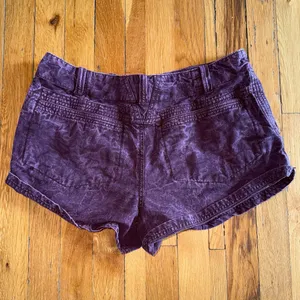 FREE‎ PEOPLE Burgundy Purple Low Rise Shorts size 30 thumbnail 3
