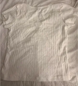 Brandy Melville Top White Crop thumbnail 2
