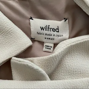 Aritzia x Wilfred • mayet crepe jacket sz XS thumbnail 9