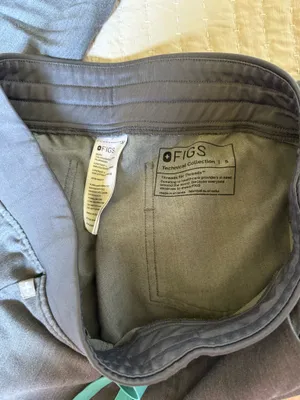 FIGS Zamora Jogger Scrub Pants Grey thumbnail 3