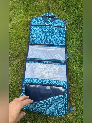 Quilted Vera Bradley travel organizer and wallet set 💙💙 thumbnail 13