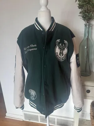 NBA Milwaukee Bucks Bomber Jacket thumbnail 1