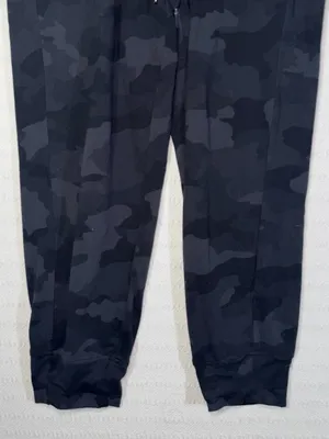 Lululemon Womens Ready to Rulu High Rise Cropped Jogger Size 2 Camo Athleisure thumbnail 7