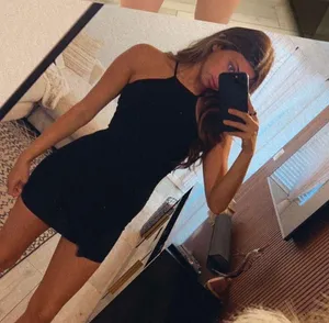 Black dress Size XS thumbnail 1