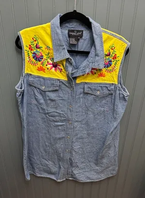 Carole Little Sport Vintage 90s Embroidered Western Denim Sleeveless Shirt 14 thumbnail 1